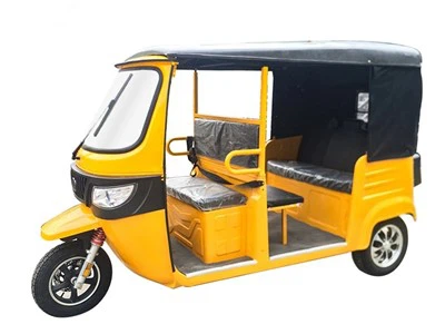 Elektrisk bilrickshaw i Bangladesh Trehjulssykkel for passasjerer